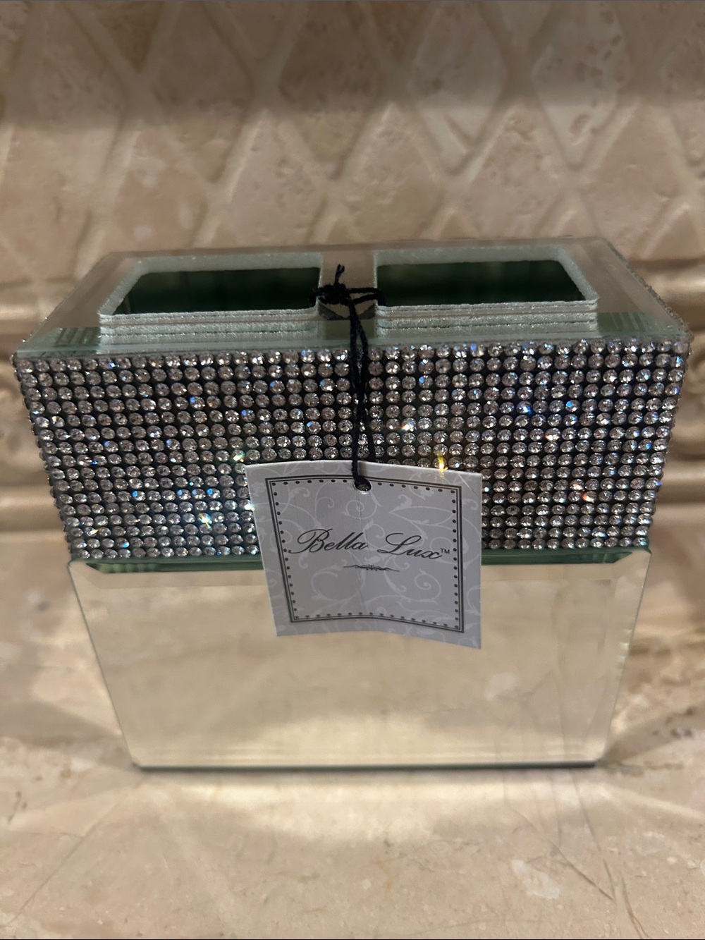 NWT Bella Luxx Mirrored Toothbrush Holder with Rhinestones - Silver